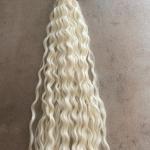 Szintetikus póthaj krémfehér A/1 hullámos 100gr 75cm (12)