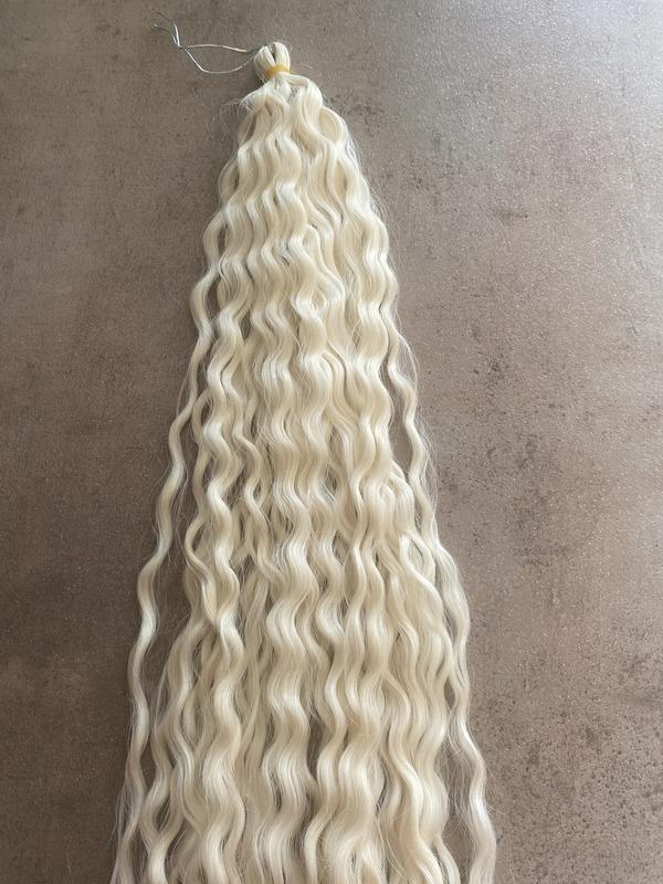 Szintetikus póthaj krémfehér A/1 hullámos 100gr 75cm (12)